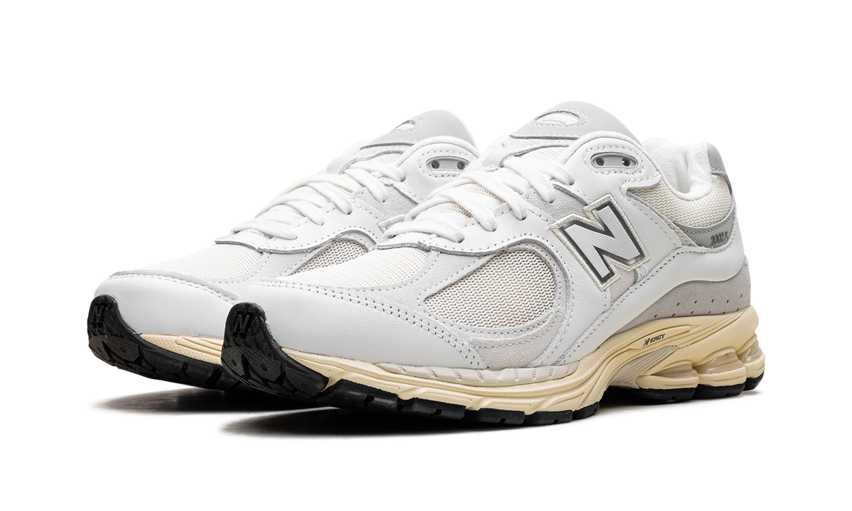 New Balance 2002R White Gold