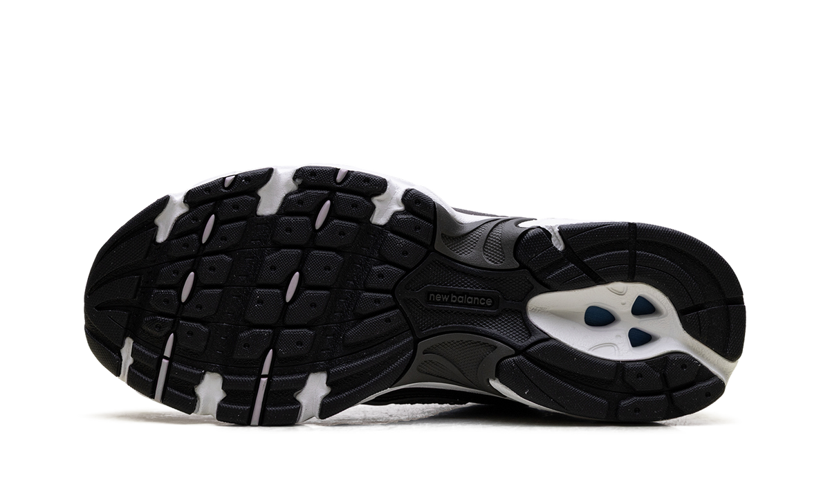 New Balance 530 Black Metalic