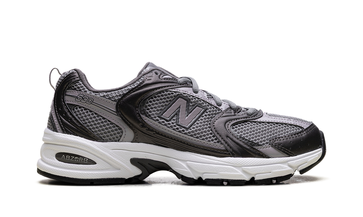 New Balance 530 Black Metalic