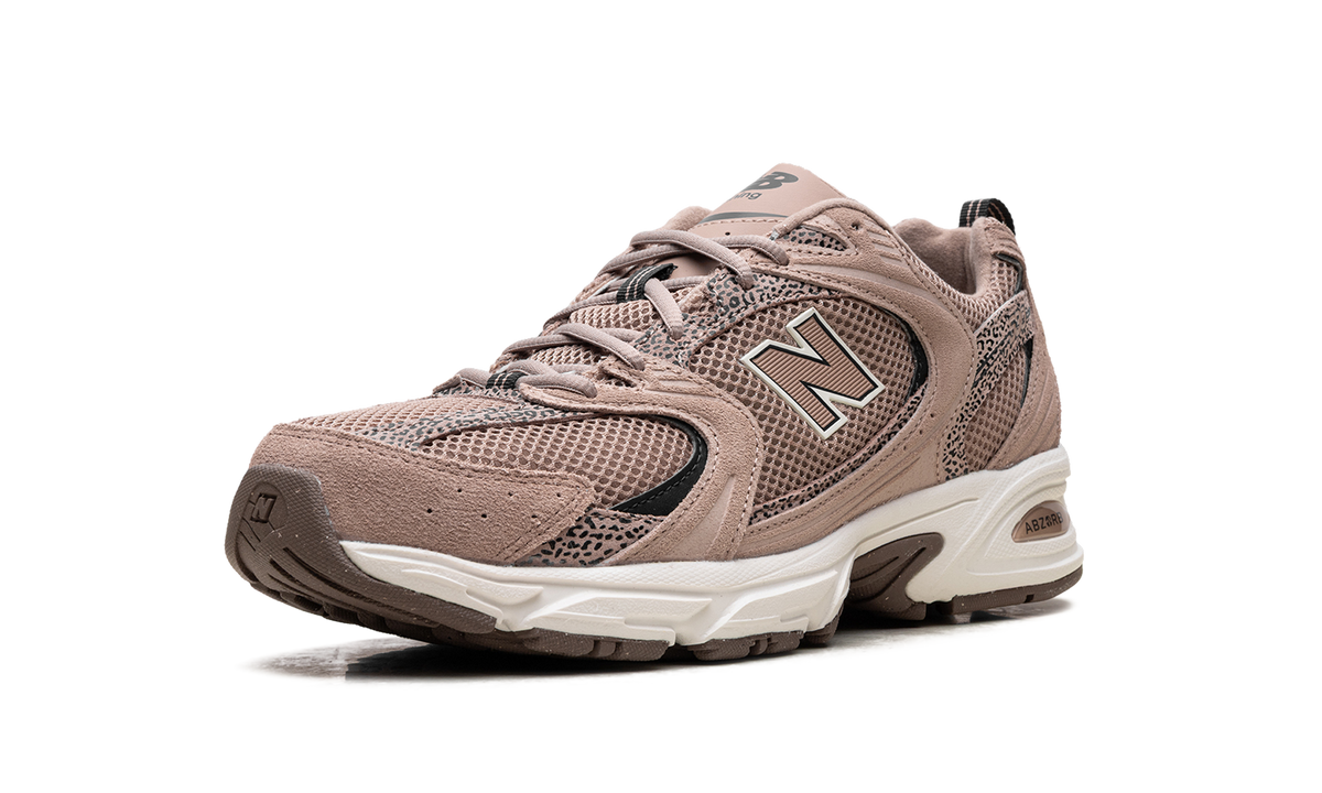 New Balance 530 Flat Taupe Black Cement