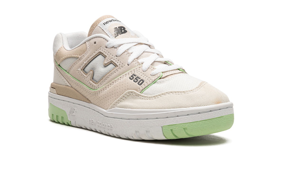 New Balance 550 Turtledove Green Aura