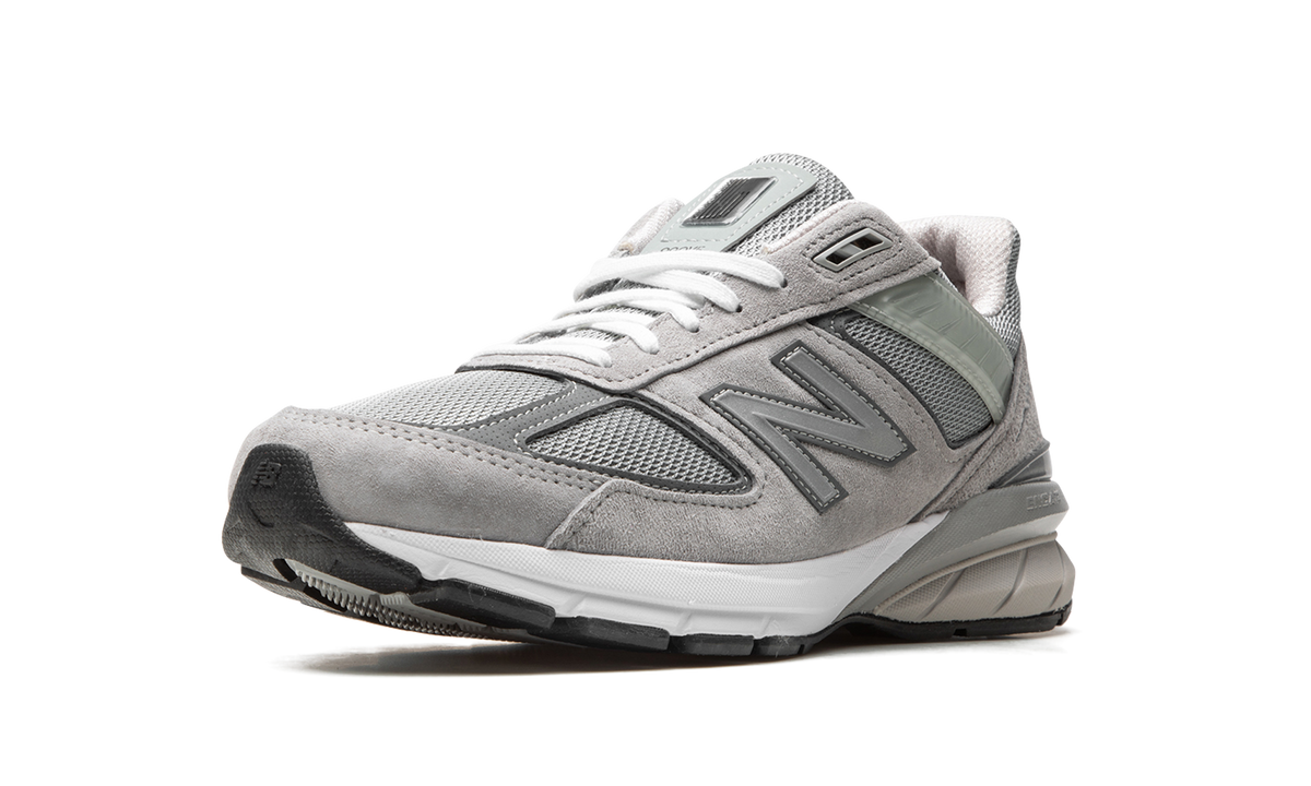 New Balance 990v5 Grey