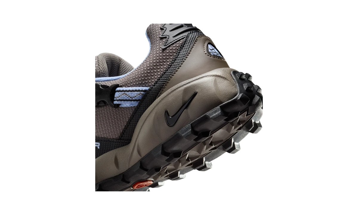 Nike ACG Phassad Cave Stone Aluminum