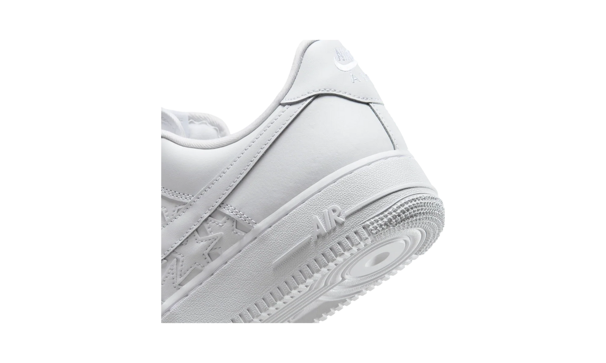 Nike Air Force 1 Low Retro Triple White Stars