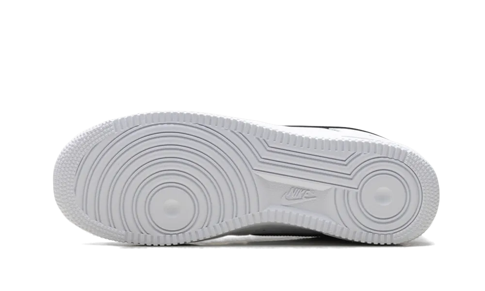 Nike Air Force 1 Low Supreme White Black