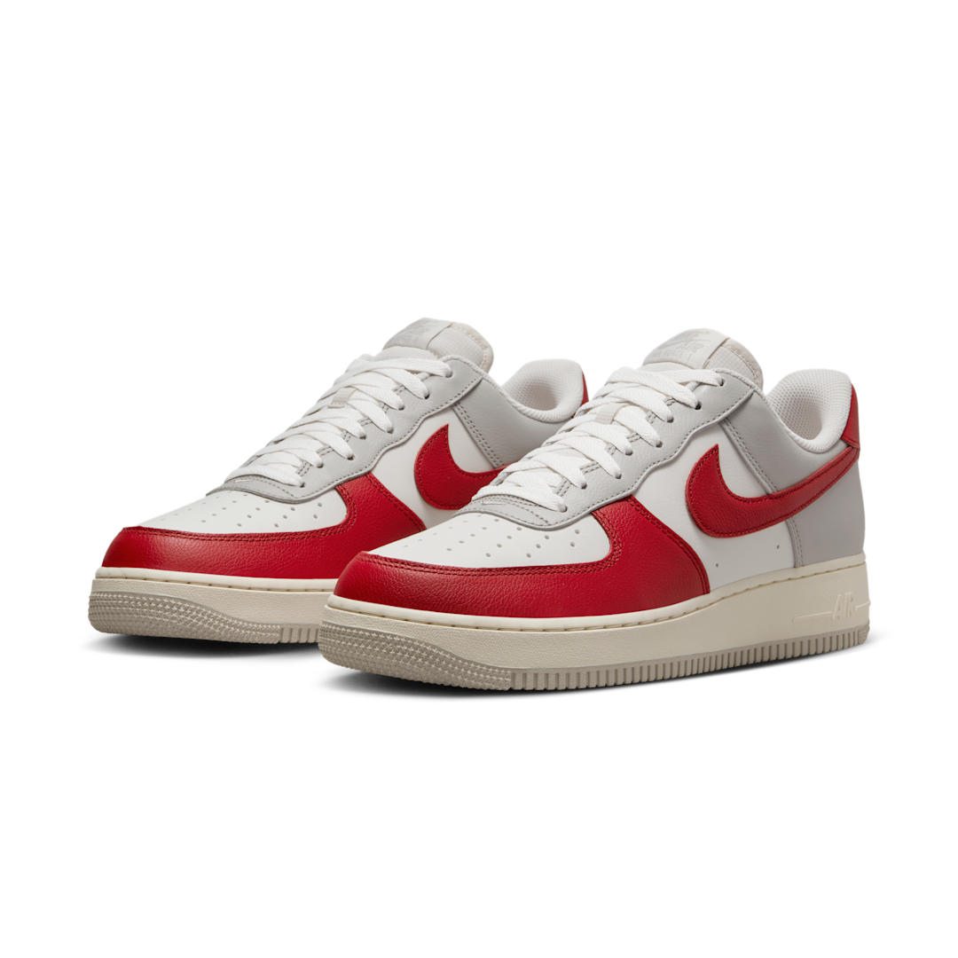Nike Air Force 1 Low '07 LV8 Phantom Gym Red, Light Iron Ore/Pale Ivory/Phantom/Gym Red (HJ9094-012)