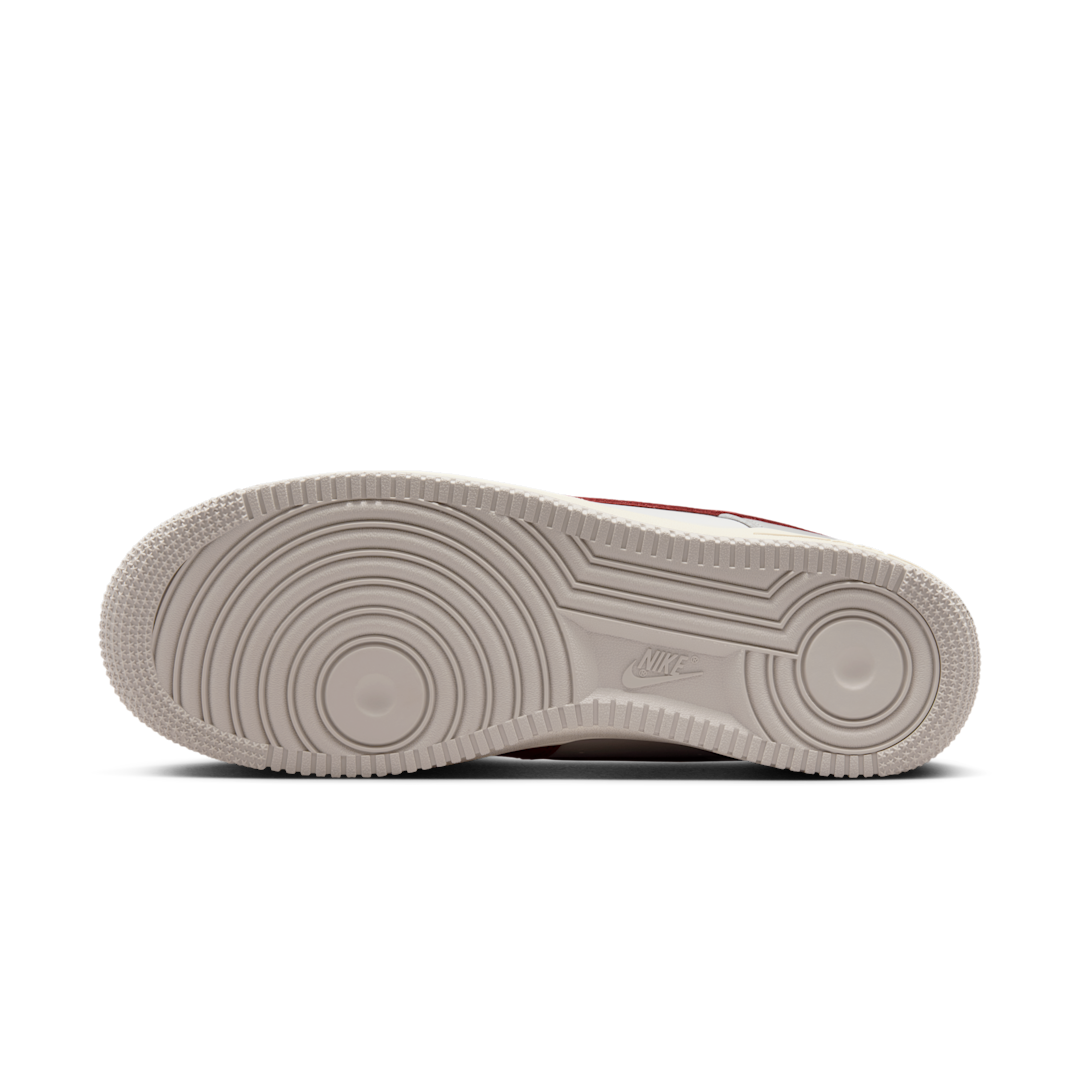 Nike Air Force 1 Low '07 LV8 Phantom Gym Red, Light Iron Ore/Pale Ivory/Phantom/Gym Red (HJ9094-012)