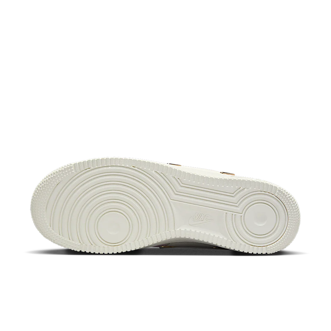 Nike Air Force 1 Low '07 LX Pink Foam Mini Swoosh, Pink Foam/Sail/Metallic Gold/Pale Vanilla (IB2574-600)