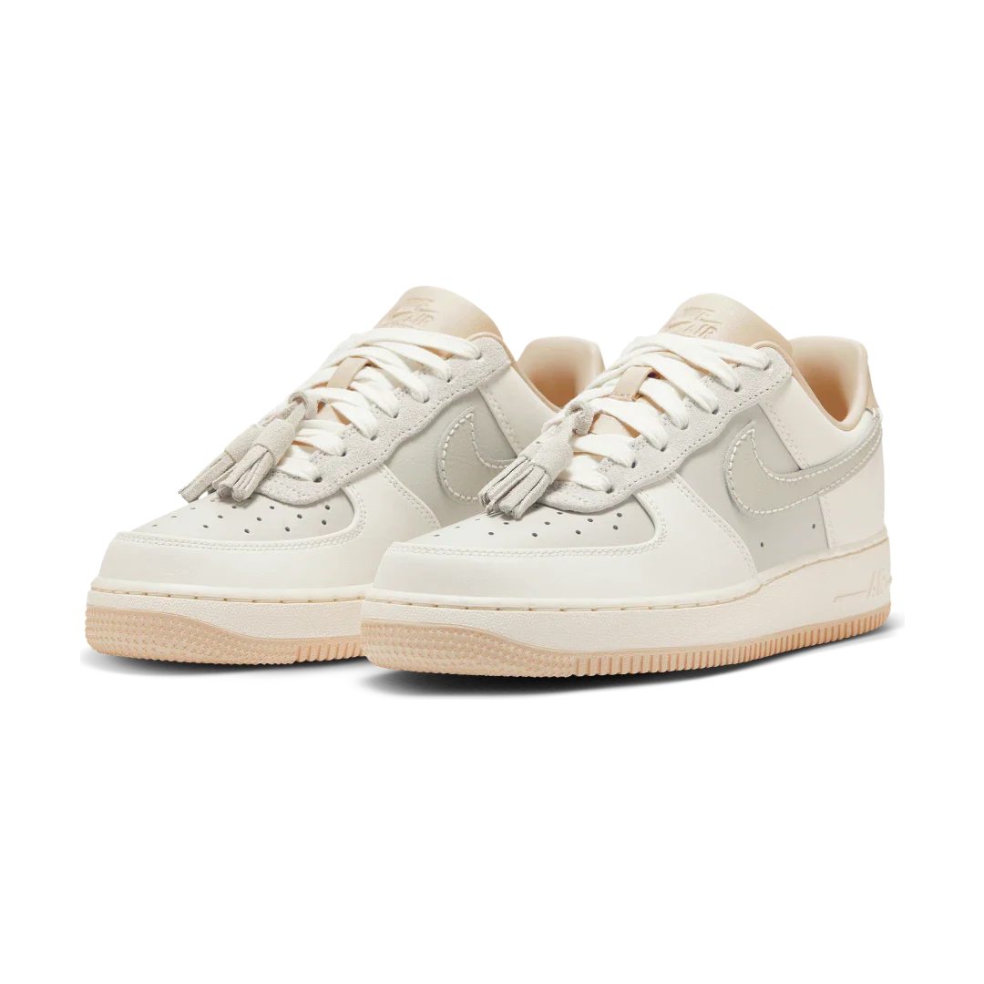 Nike Air Force 1 Low '07 Light Bone Suede Tassels, Light Bone/Sail/Pink Oxford/Light Bone (HV1813-001)