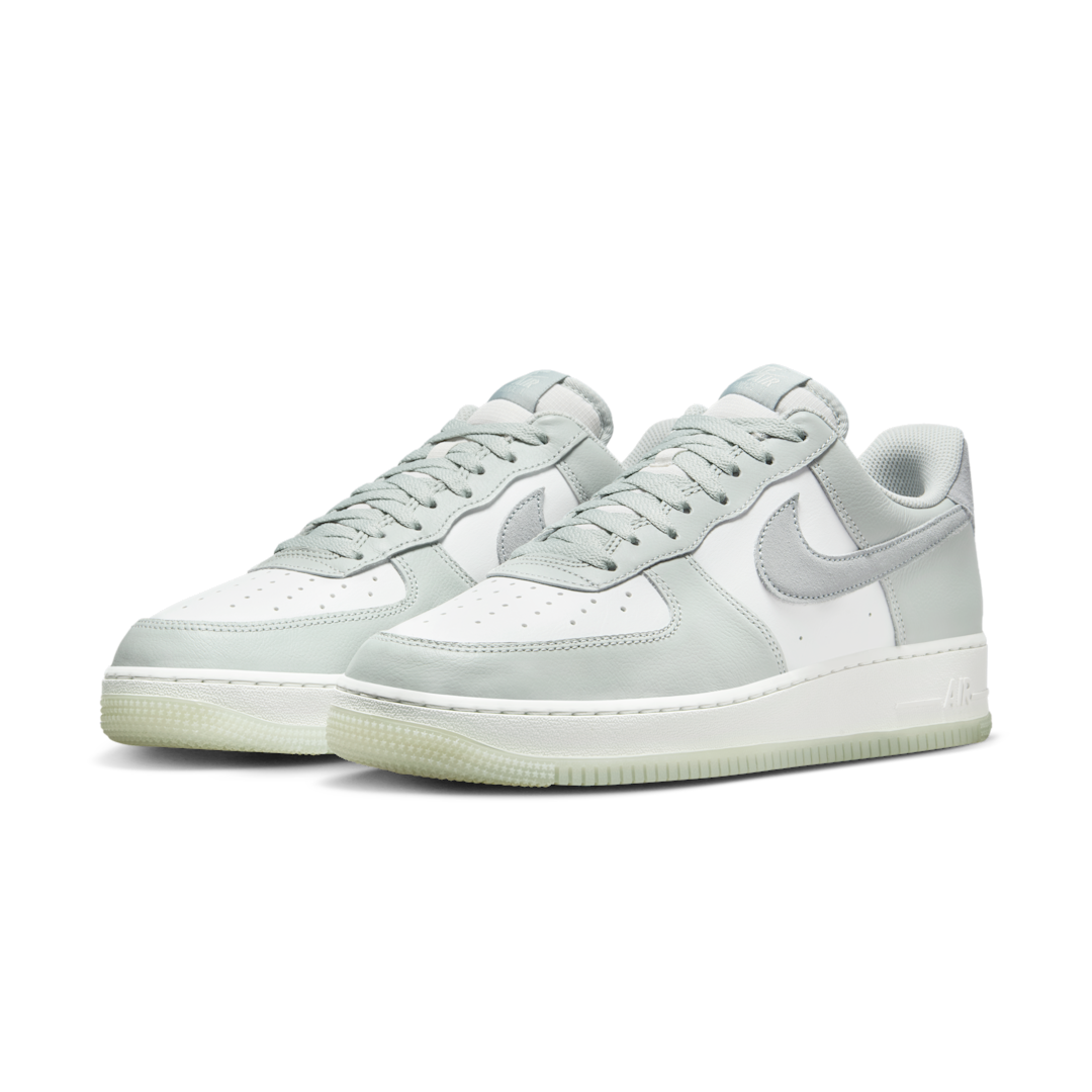 Nike Air Force 1 '07 Light Silver Pumice - Sneak
