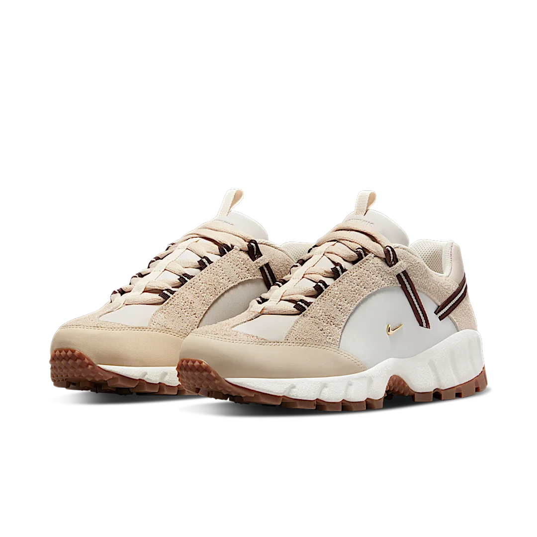 Nike Air Humara LX Jacquemus Light Bone Gold, Beige/Sail-Brown-Gum (DR0420-001)