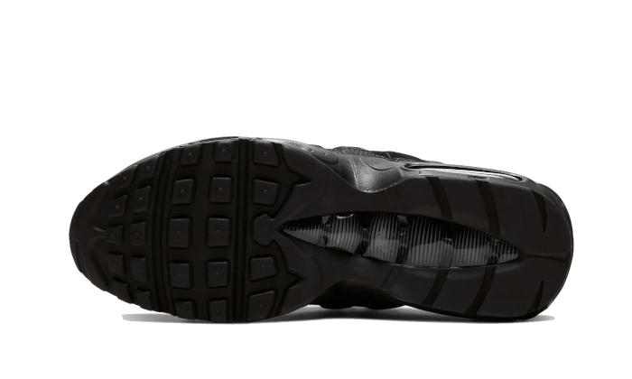 Nike Air Max 95 Essential Triple Black, Black/Black/Dark Grey (CI3705-001)