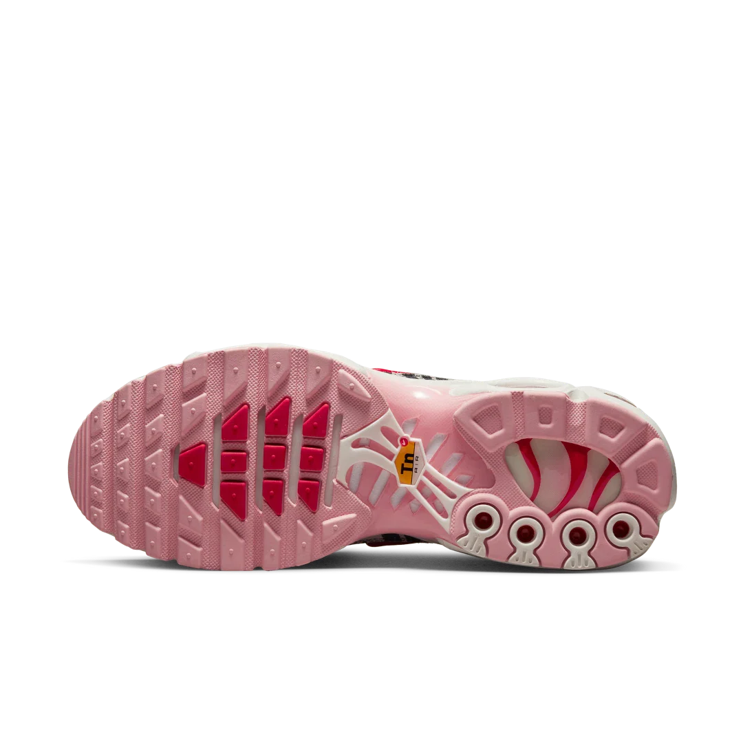 Nike Air Max Plus Animal Instinct, Medium Soft Pink/Black/Summit White/University Red (DZ4842-600)