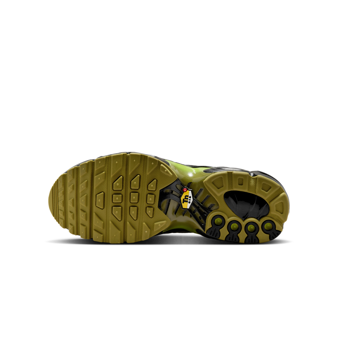 Nike Air Max Plus Black Cyber, Black/Cyber/Pacific Moss/Black (CD0609-028)