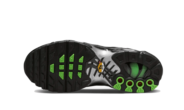 Nike Air Max Plus Black Silver Green Strike, Black/Metallic Silver/Green Strike (DR0139-001)