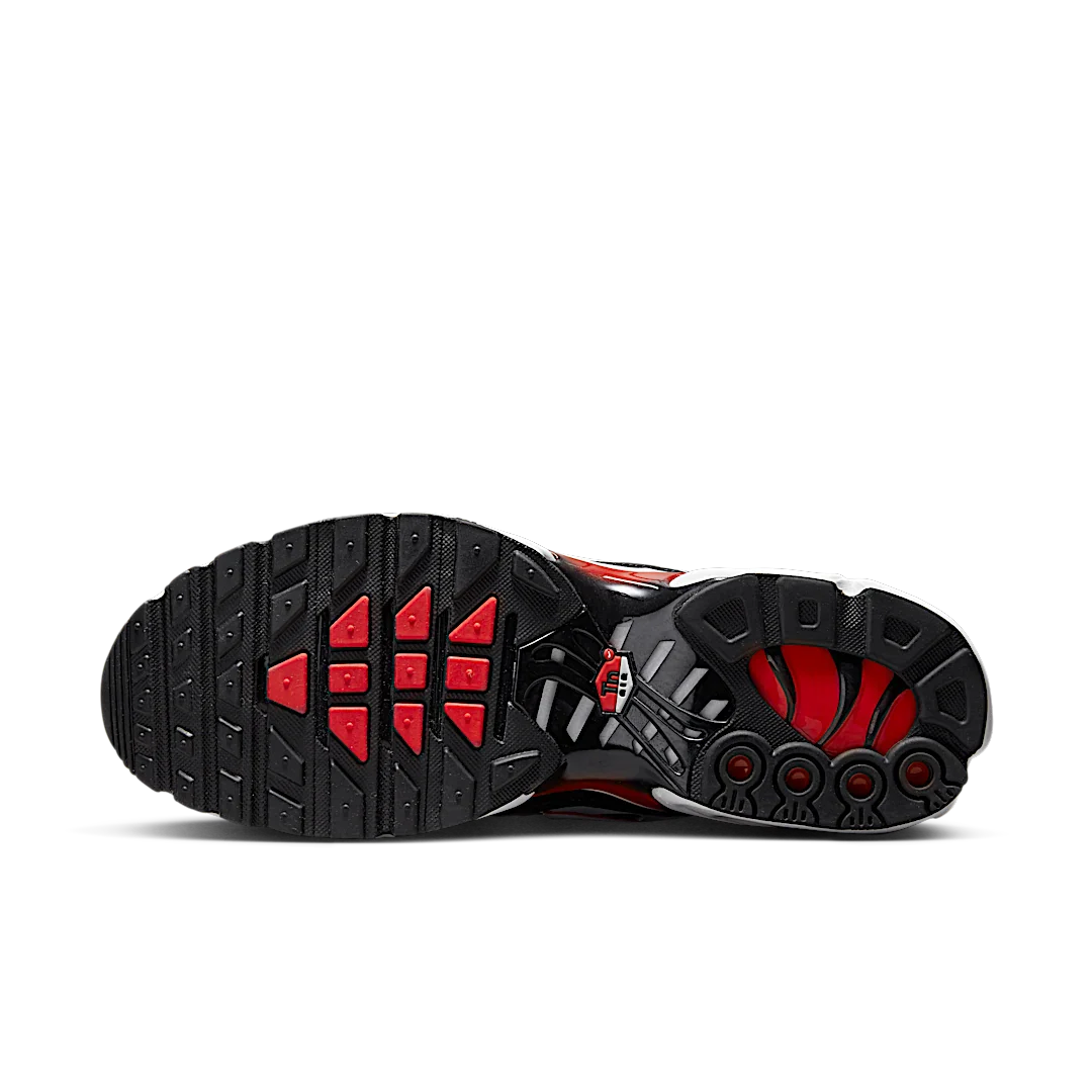 Nike Air Max Plus Black White University Red, Black/White-University Red (DM0032-004)