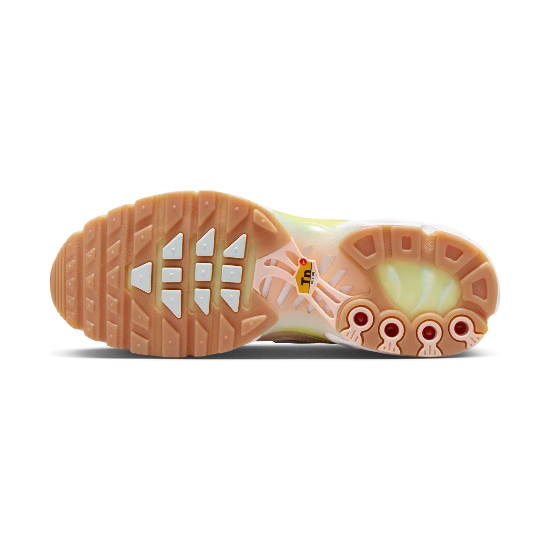 Nike Air Max Plus Crimson Tint, Crimson Tint/Glacier Blue/Pale Ivory/White/Gum Yellow (DZ3671-800)