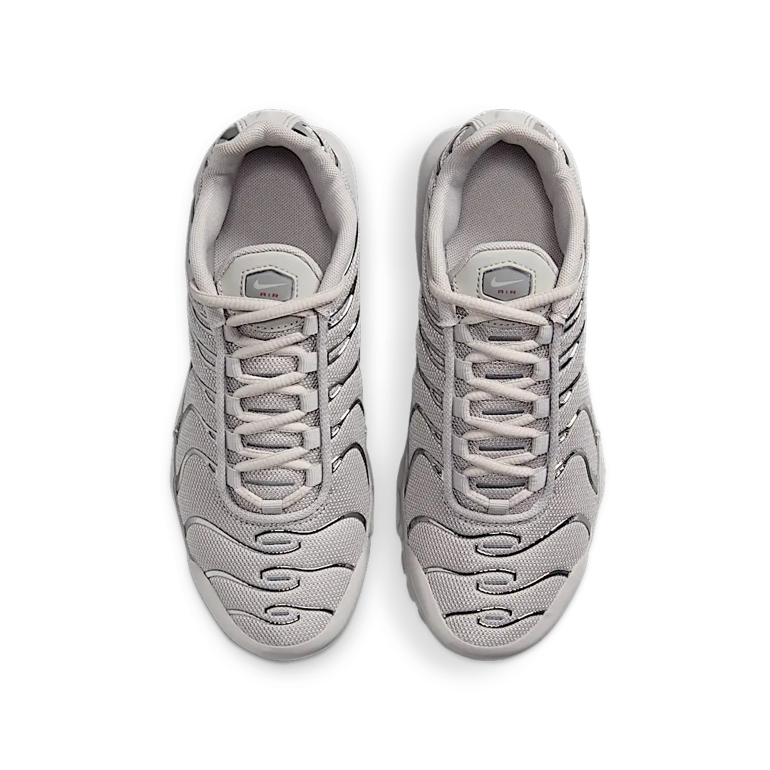 Nike Air Max Plus Light Iron Ore Gym Red Smoke Grey Metallic Silver, Light Iron Ore/Gym Red/Smoke Grey/Metallic Silver (FZ0977-001)