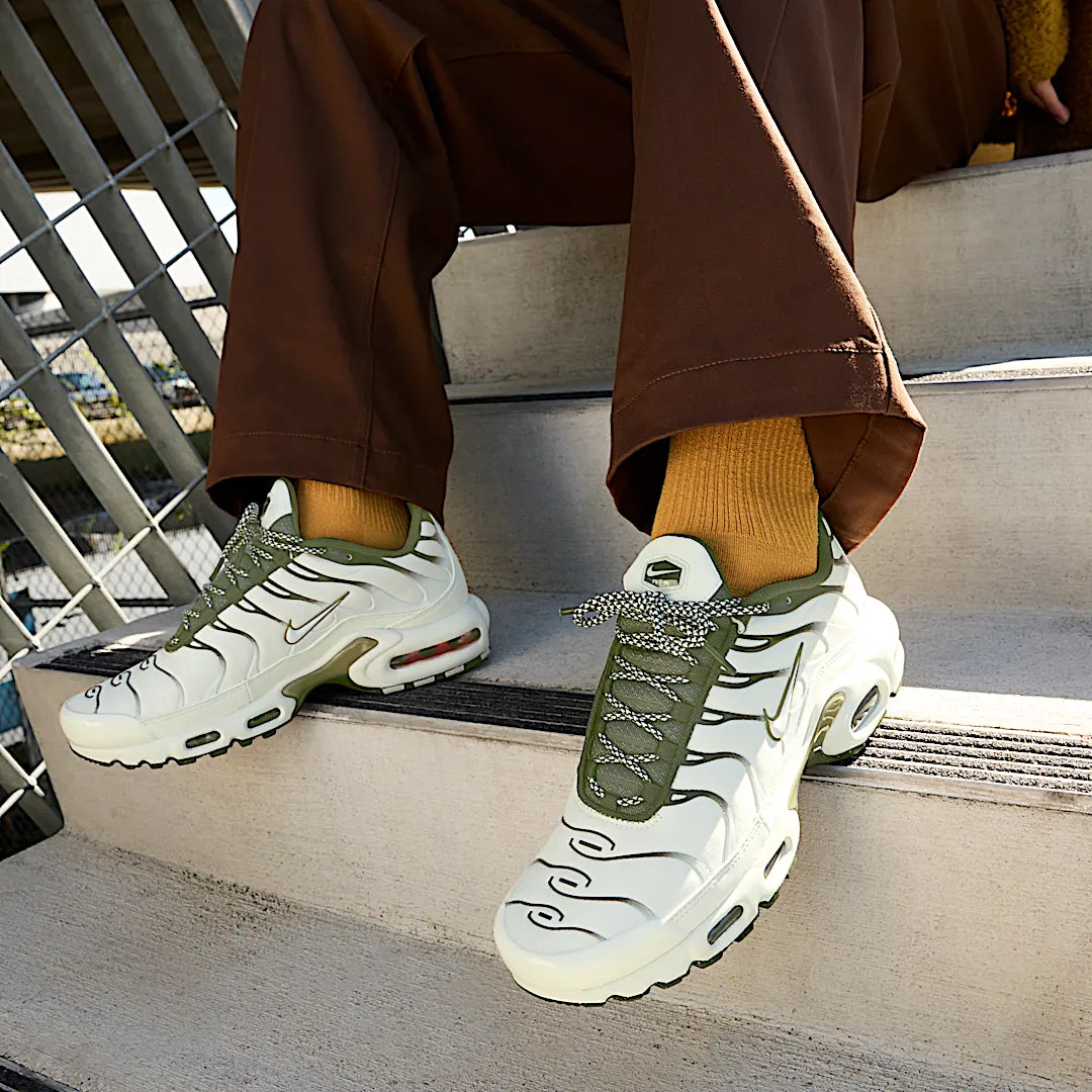 Nike Air Max Plus Phantom Cargo Khaki, Phantom/Neutral Olive/Cargo Khaki/Phantom (FB9722-001)