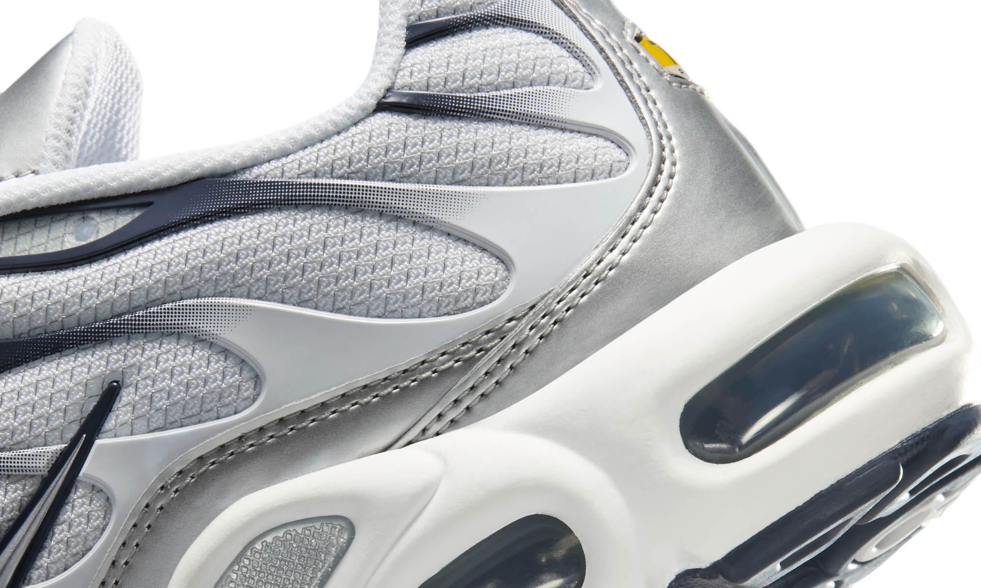 Nike Air Max Plus White Ashen Slate Metallic Silver