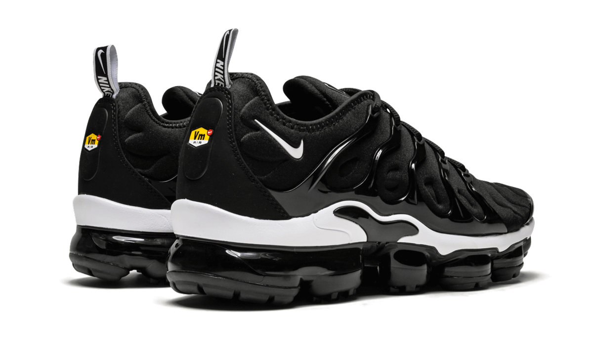Nike Air VaporMax Plus Overbranding Black