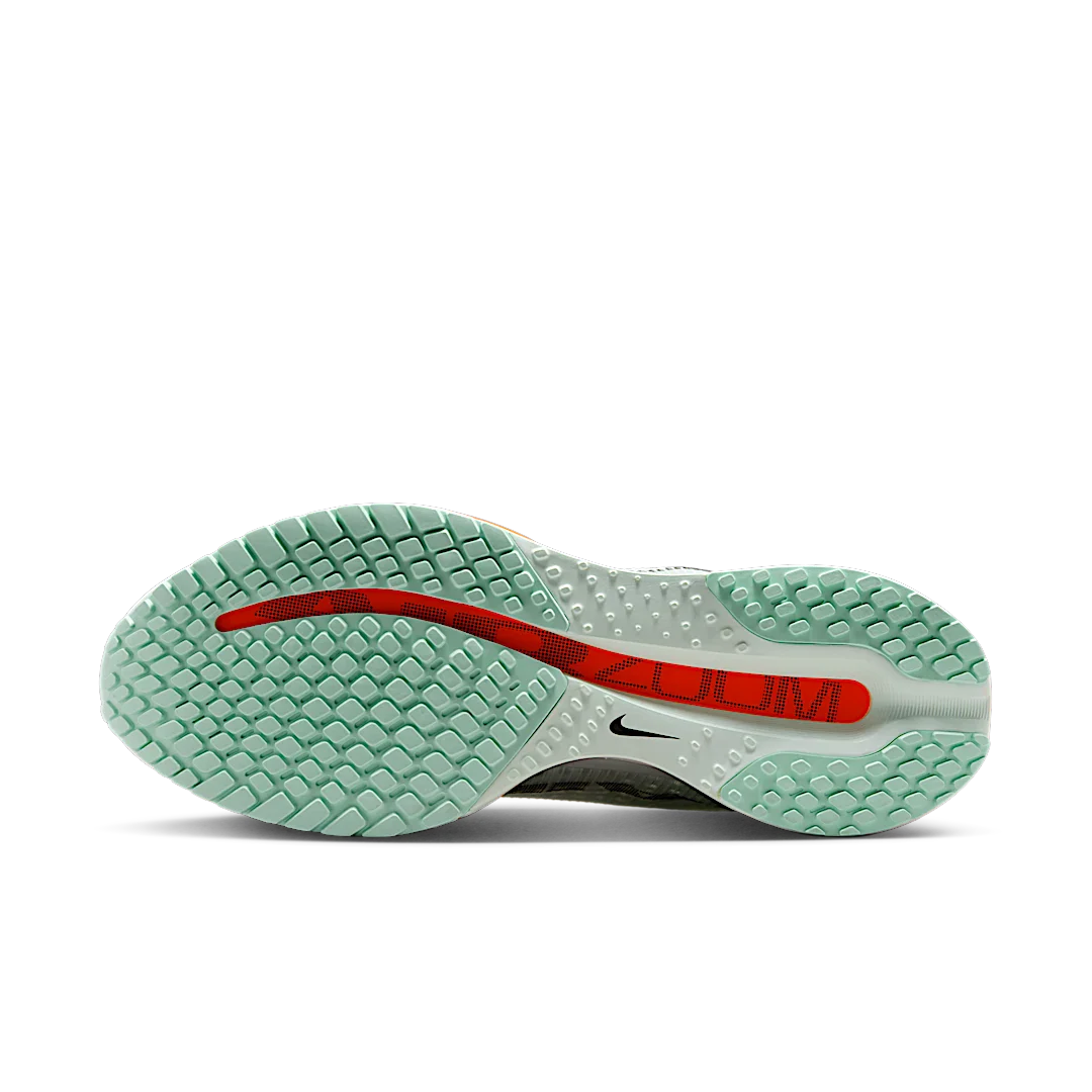 Nike Air Zoom Pegasus Premium Barely Green, Barely Green/Bright Crimson/Mint Foam/Metallic Silver (HQ2592-301)