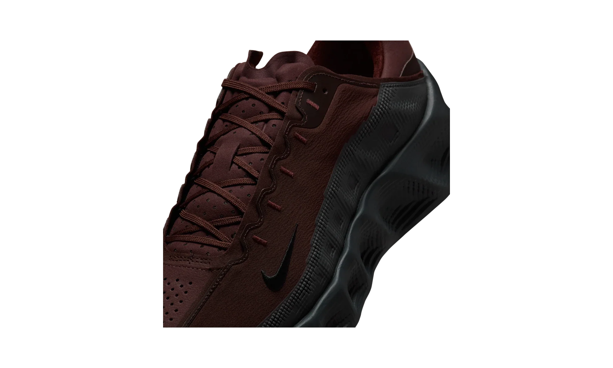 Nike Ava Rover Earth Black