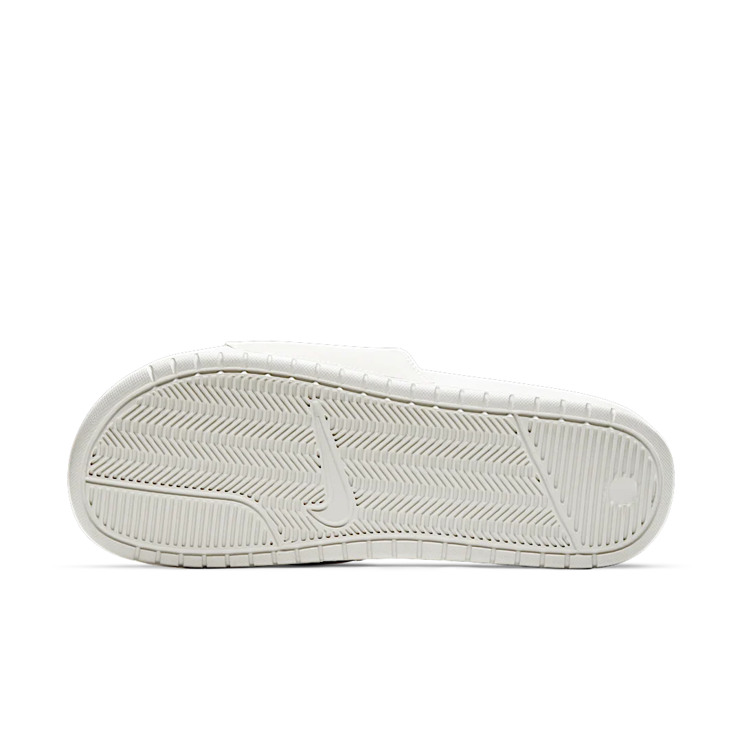 Nike Benassi Stussy Cream, Sail/Sail/Black (DC5239-100)