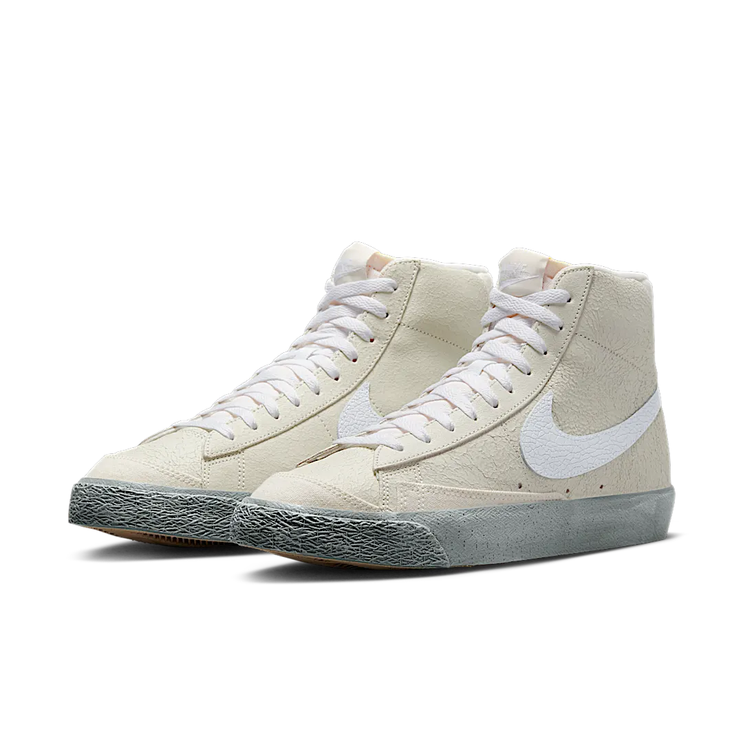 Nike Blazer Mid '77 EMB Summit White Phantom, Summit White/White/Phantom/Mica Green (DV0797-100)