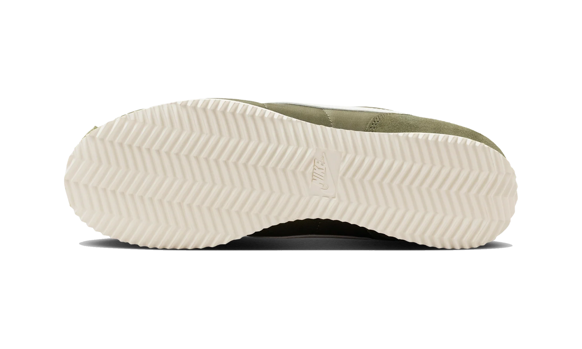 Nike Cortez Textile Medium Olive Sail