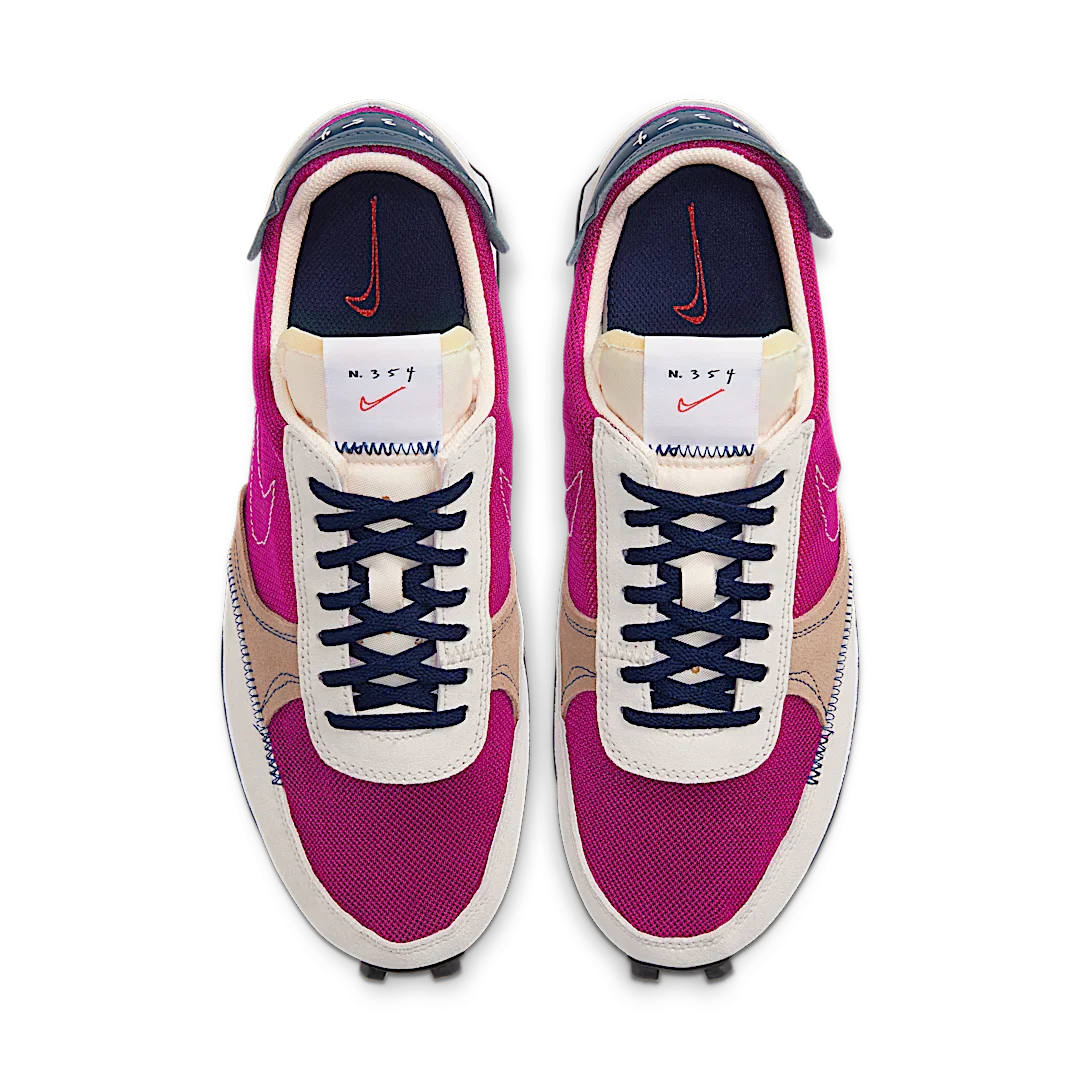 Nike Daybreak Type Cactus Flower, Cactus Flower/Light Bone/Midnight Navy (CW7566-500)