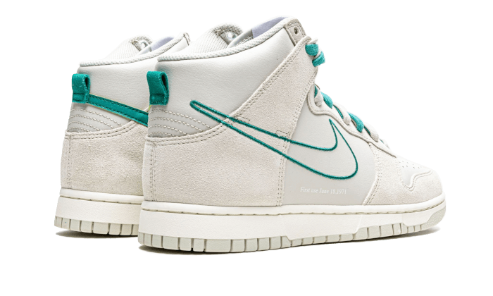 Nike Dunk High First Use Sail, Light Bone/Light Bone/Sail/Green Noise (DH0960-001)