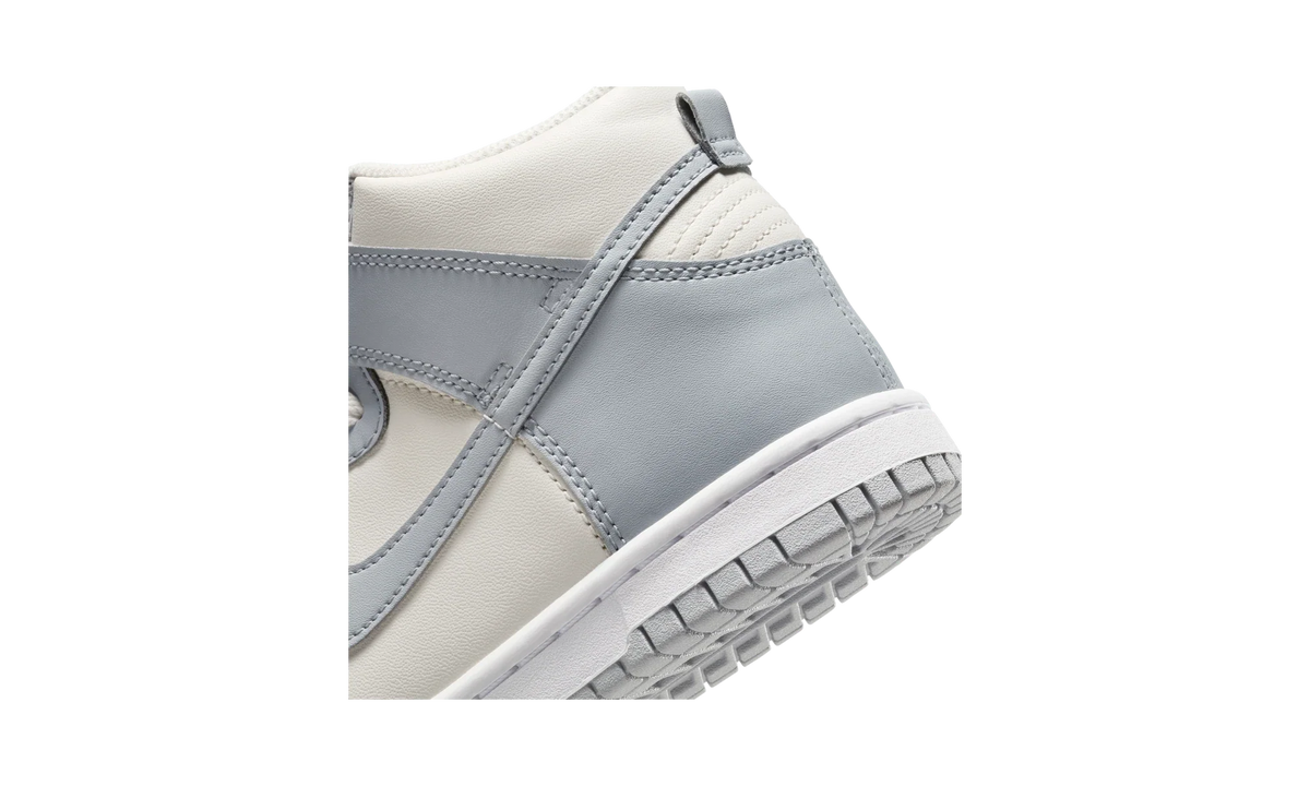 Nike Dunk High Phantom Wolf Grey