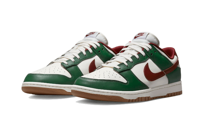 Nike Dunk Low Gorge Green, Gorge Green/White-Team Red-Gum Medium Brown (FB7160-161)