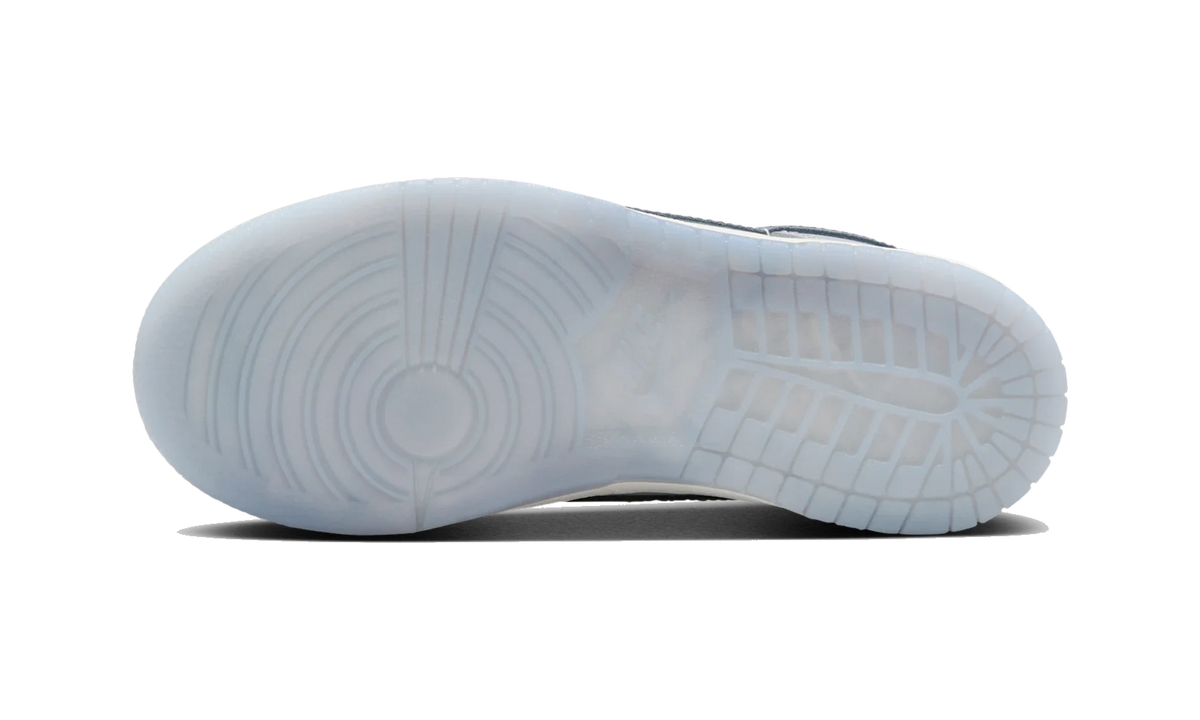 Nike Dunk Low PS Light Carbon