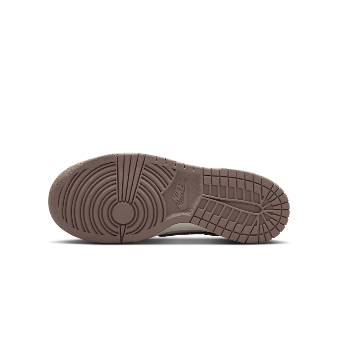 Nike Dunk Low SE Pale Ivory Taupe Haze