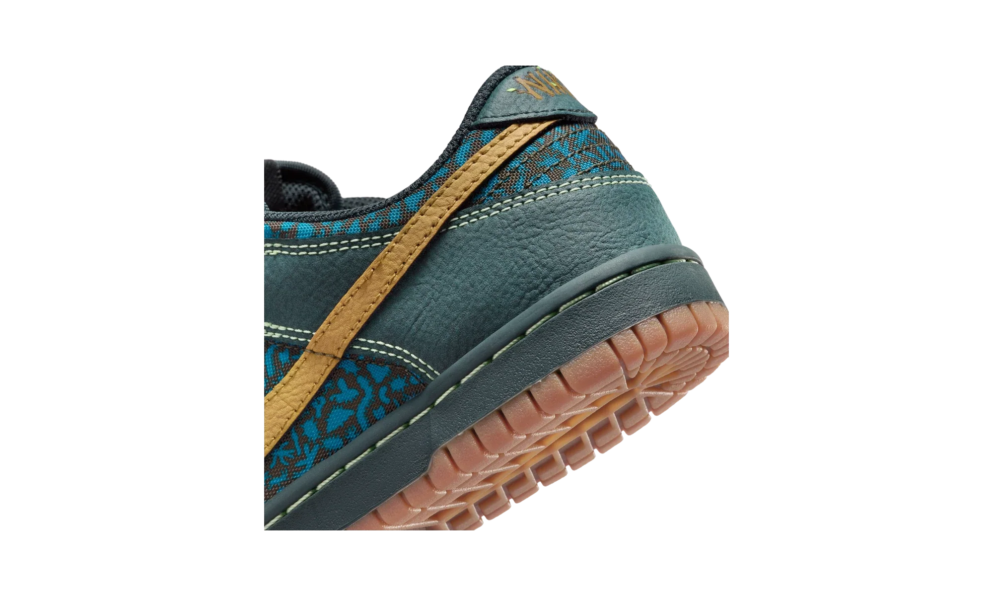 Nike Dunk Low Seaweed Ochre Khaki