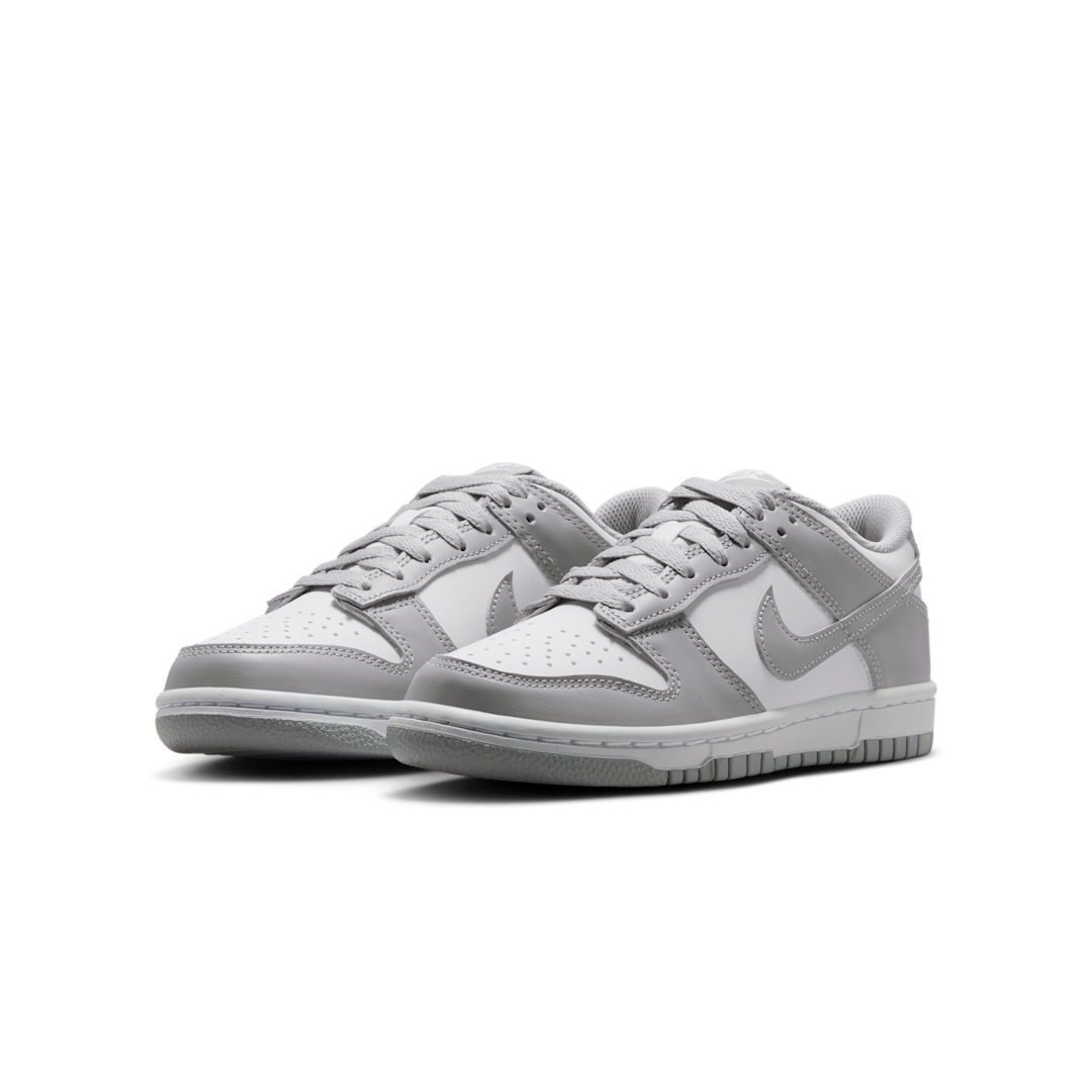 Nike Dunk Low White Light Smoke Grey, White/White/Light Smoke Grey (FB9109-123)