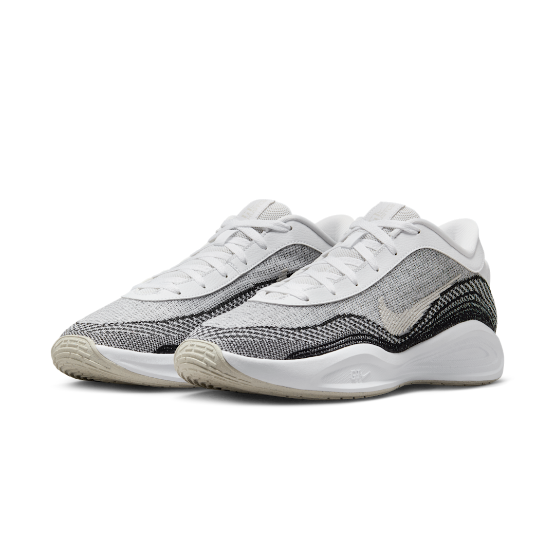 Nike GT Hustle Academy White Light Bone Black