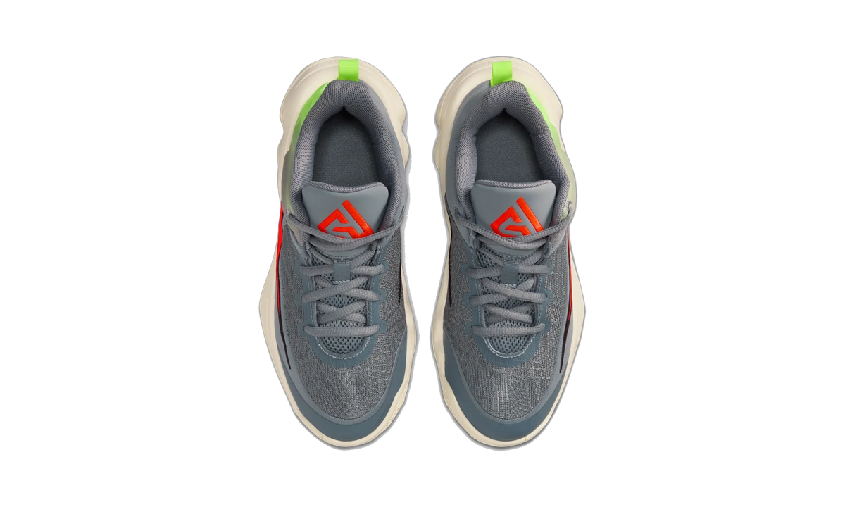 Nike Giannis Immortality 4 Dark Raisin Total Crimson Volt