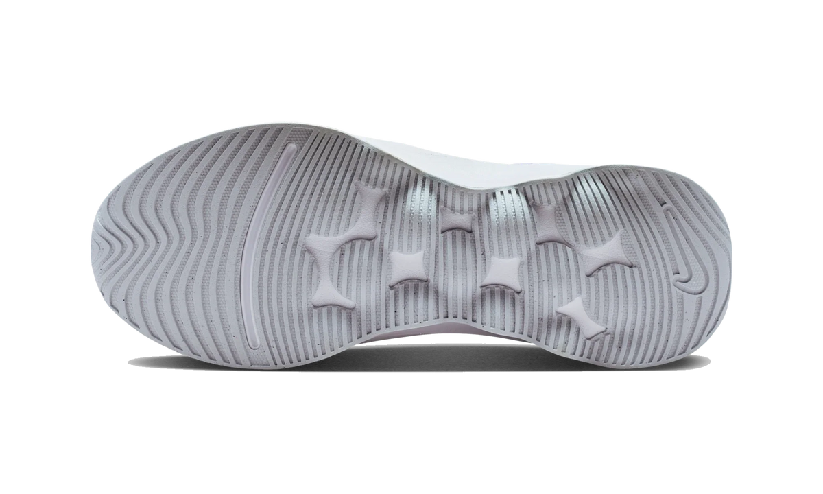 Nike Motiva 2 White Metallic Silver