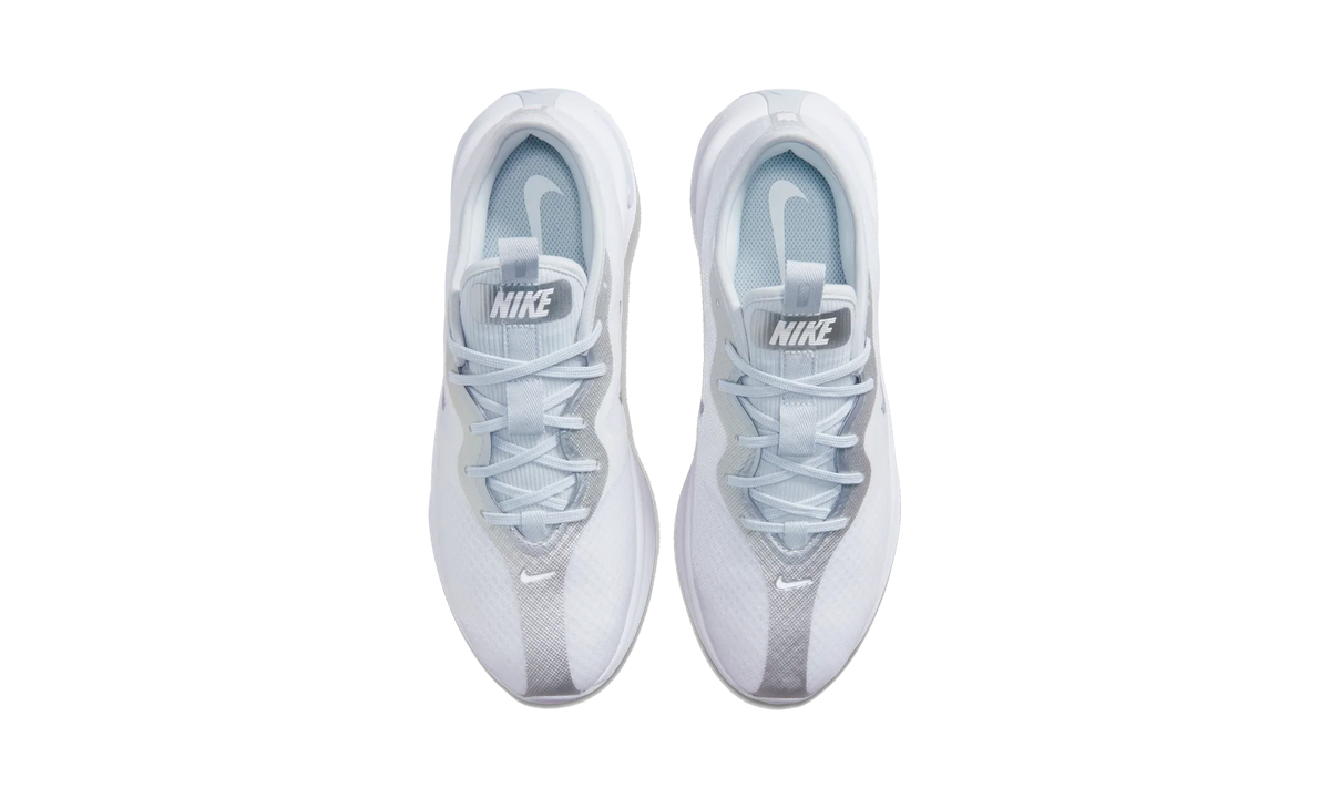 Nike Motiva 2 White Metallic Silver
