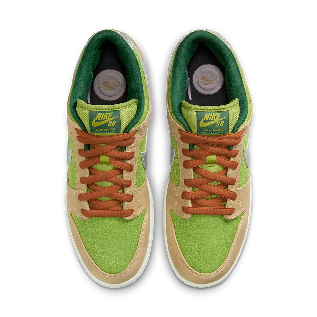 Nike SB Dunk Low Escargot, Sesame/Metallic Silver/Pear/Fir/Sail/Light British Tan (FQ7585-200)