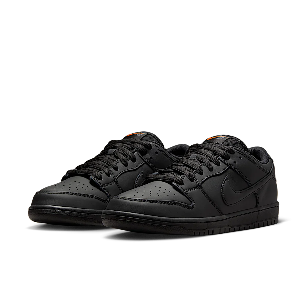 Nike SB Dunk Low Pro Triple Black