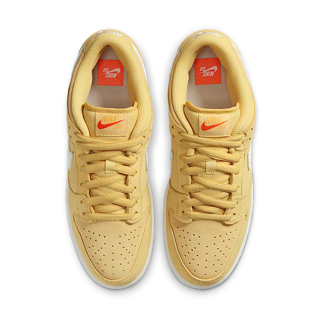 Nike SB Dunk Low Saturn Gold, Saturn Gold/Sail-Saturn Gold-Solar Flare-Gum Light Brown-Safety Orange (FJ1674-700)