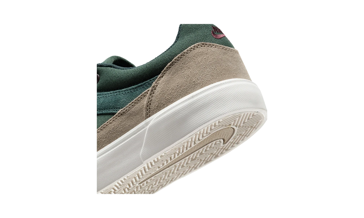 Nike SB Malor Seaweed Khaki Phantom