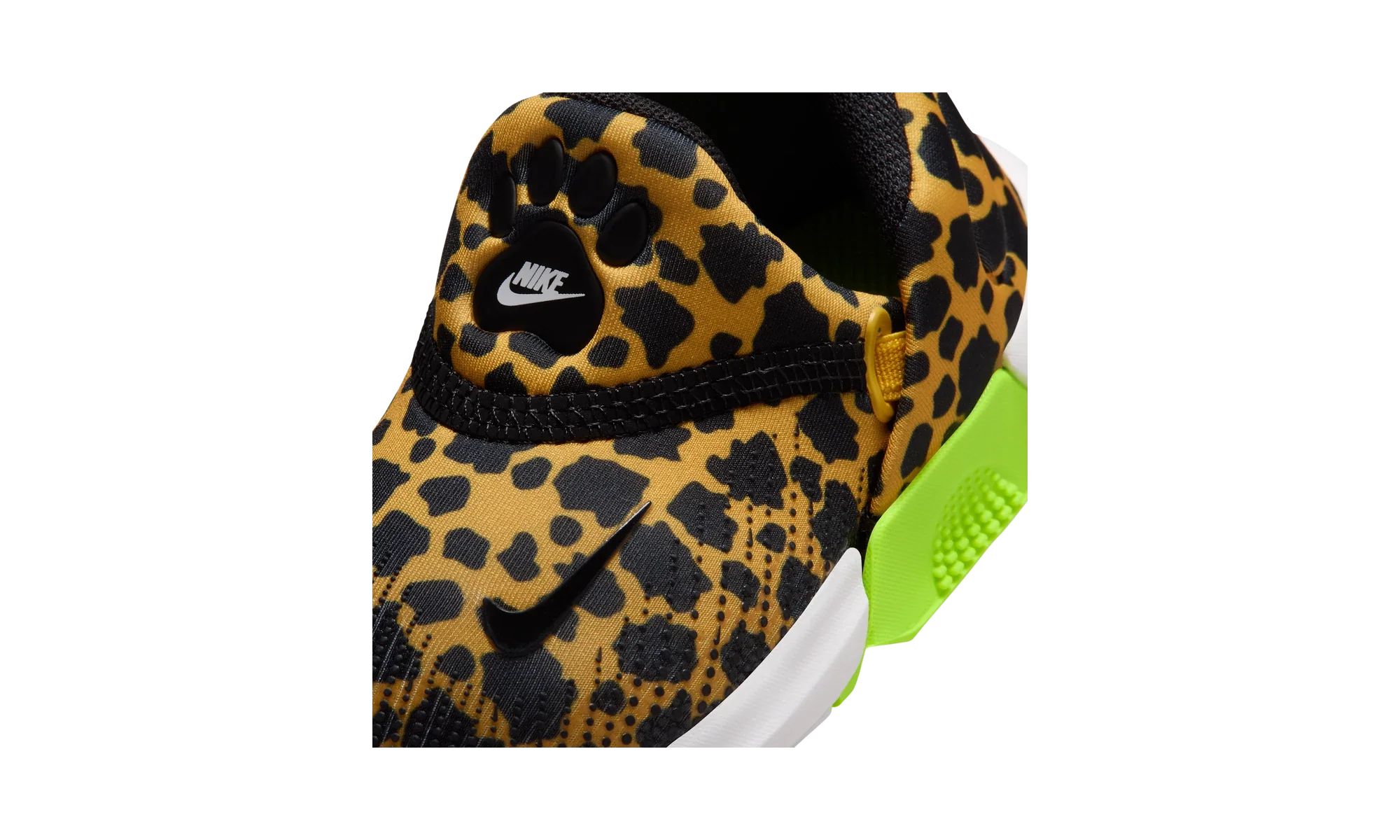 Nike Swoosh Go TD University Gold
