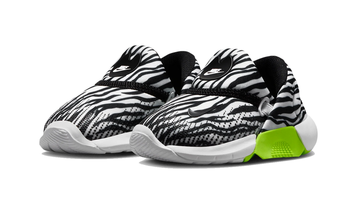 Nike Swoosh Go TD White Volt