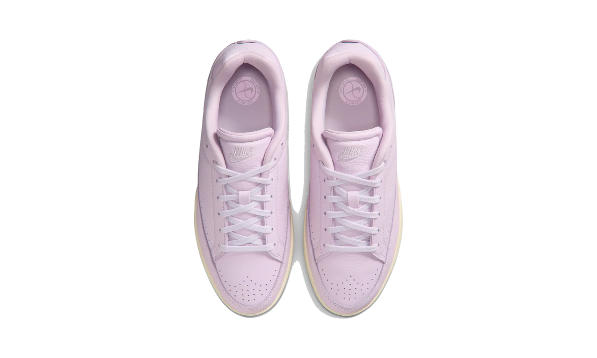 Nike Tennis Centre Bleached Lilac