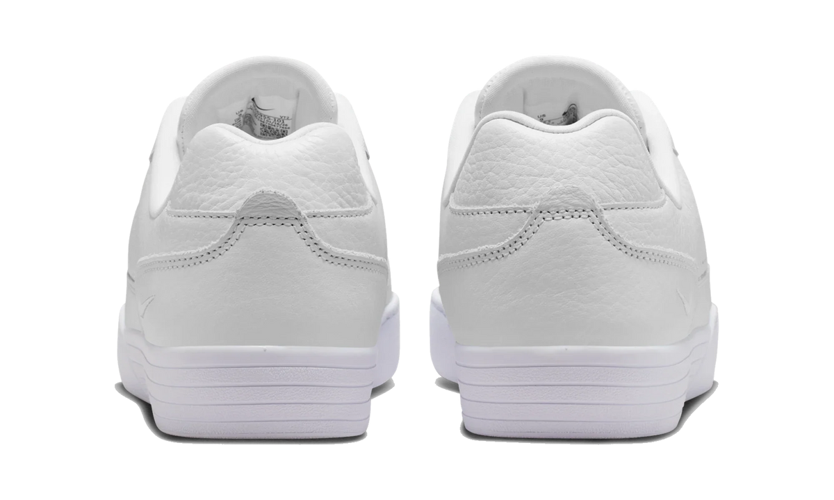 Nike Tennis Centre White